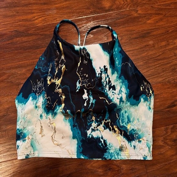 Old Navy Bundle (1 top and 3 bottom) - Picture 3 of 6